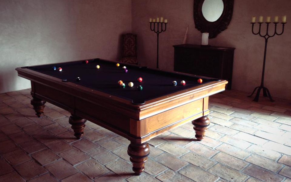 wood billiard table classic - made in France - Rochevilaine - Billards Toulet