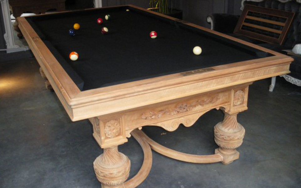 classic pool table in wood restored - Billards Toulet