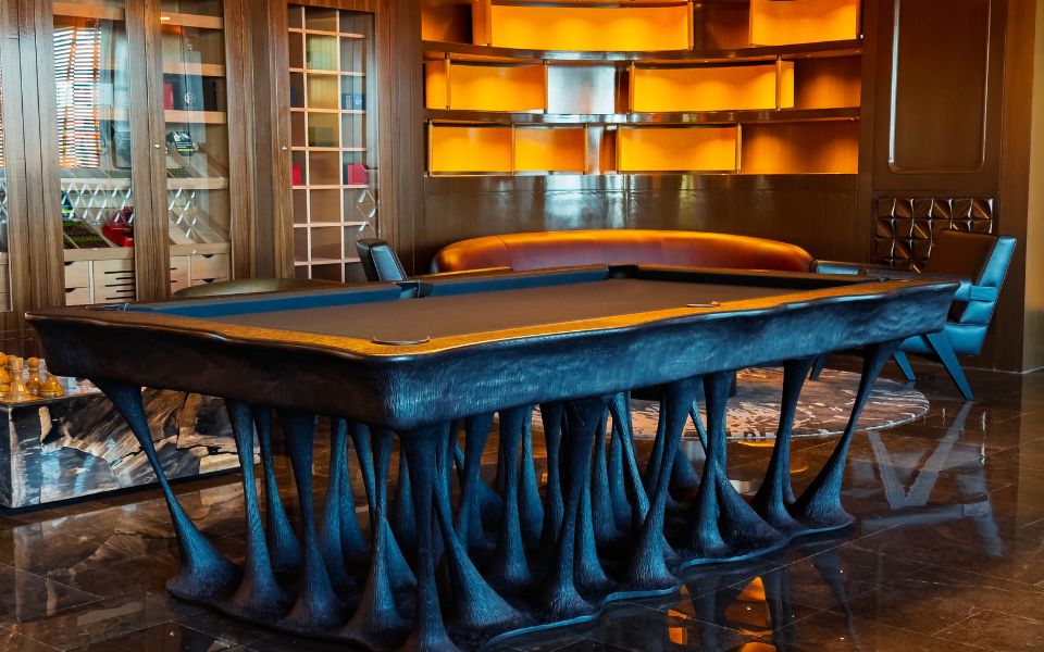 Black Bi billiard table art luxury limited edition Regnum The Crown Toulet