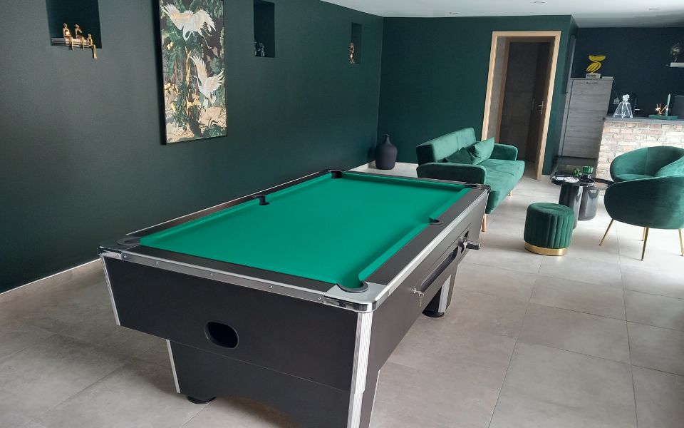 cafe pool table Country green cloth coin operated - Toulet