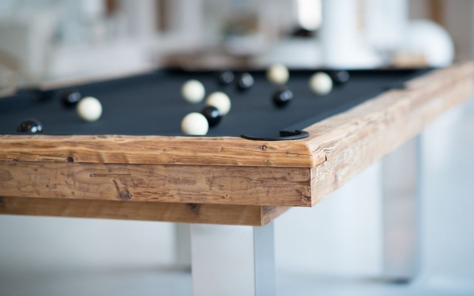 Pool table that converts deals into a table