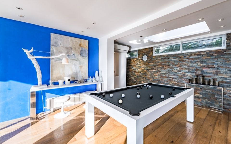 MANHATTAN designer billiard table