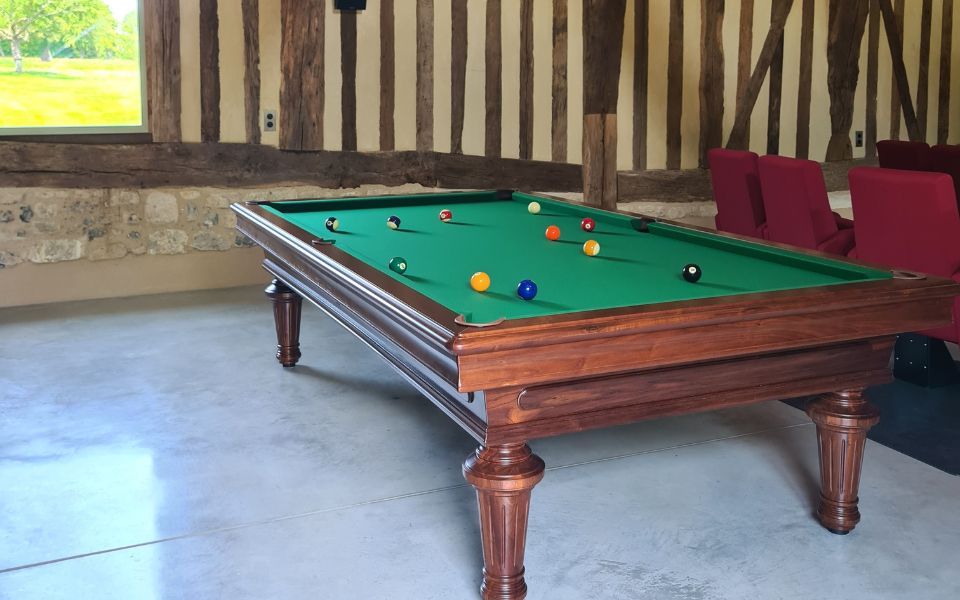 solid wood walnut billiard table Empereur Luxe - Toulet